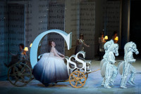 Review: 'Cendrillon' at Lyric Opera of Chicago