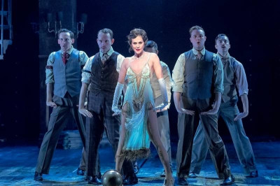 "Chicago" at Drury Lane A Sultry, Humorous Story of Courtroom Shenanigans in the Jazz Age